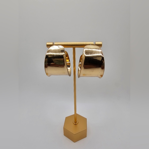 Womens Fashion Gold Tone Wide Hoop Earrings Costume Jewelry - Picture 2 of 15